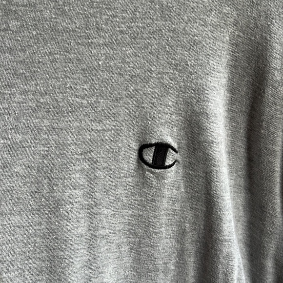 Men’s champion T-shirt - Picture 3 of 3